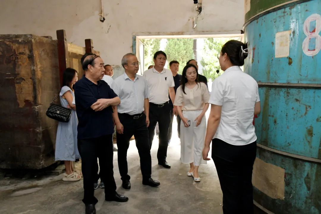 “茅盾文学奖”获得者、中国作协副主席、陕西省作协主席贾平凹到访陕西久久久大香蕉